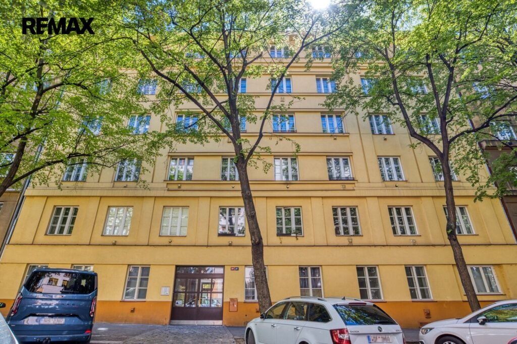 Prodej bytu 2+kk, 57 m2, Praha