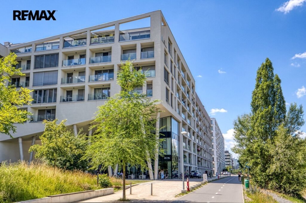 Prodej bytu 4+kk, 103 m2, Praha