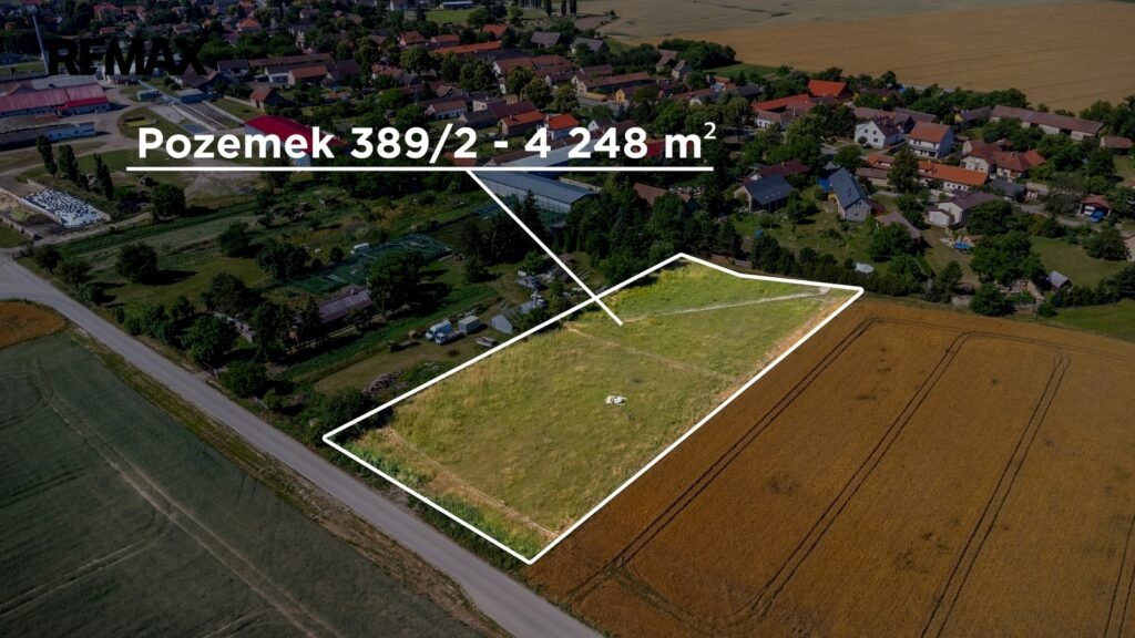 Prodej pozemku pro komerční výstavbu, 4248 m2, Stratov