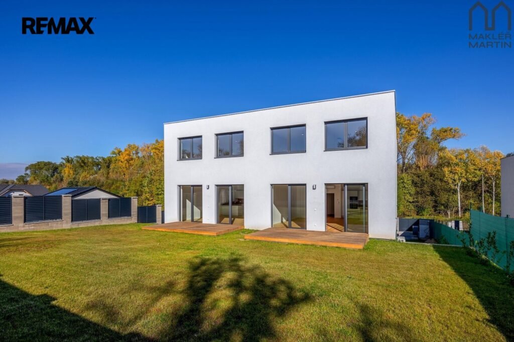 Prodej rodinného domu, 178,2 m2, Vodochody