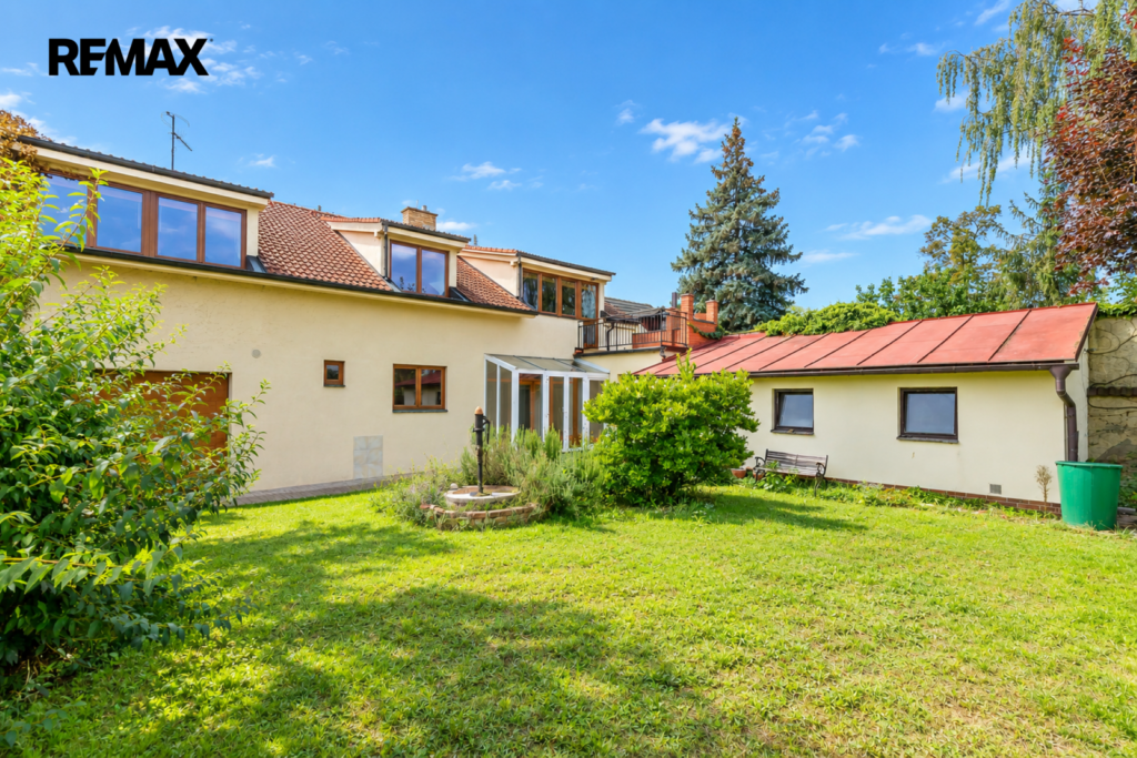 Pronájem bytu 2+kk, 85 m2, Praha