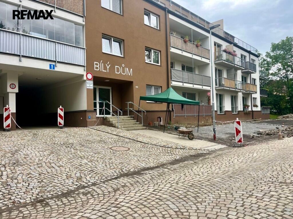 Pronájem bytu 4+kk, 93 m2, Třešť
